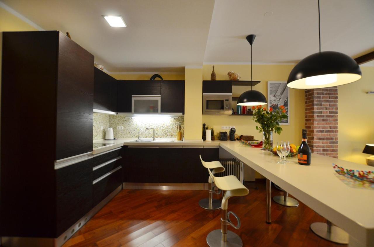 Apartment Delux Rovinj Bagian luar foto